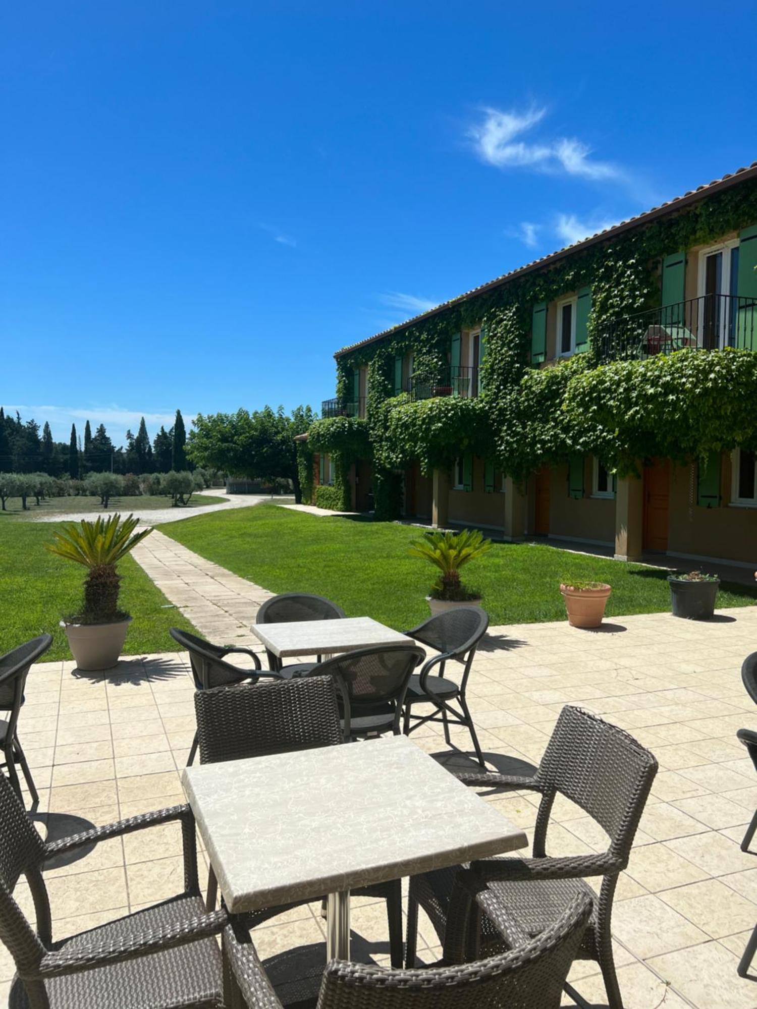 Hotel Terriciae Aux Portes De Maussane Les Alpilles المظهر الخارجي الصورة