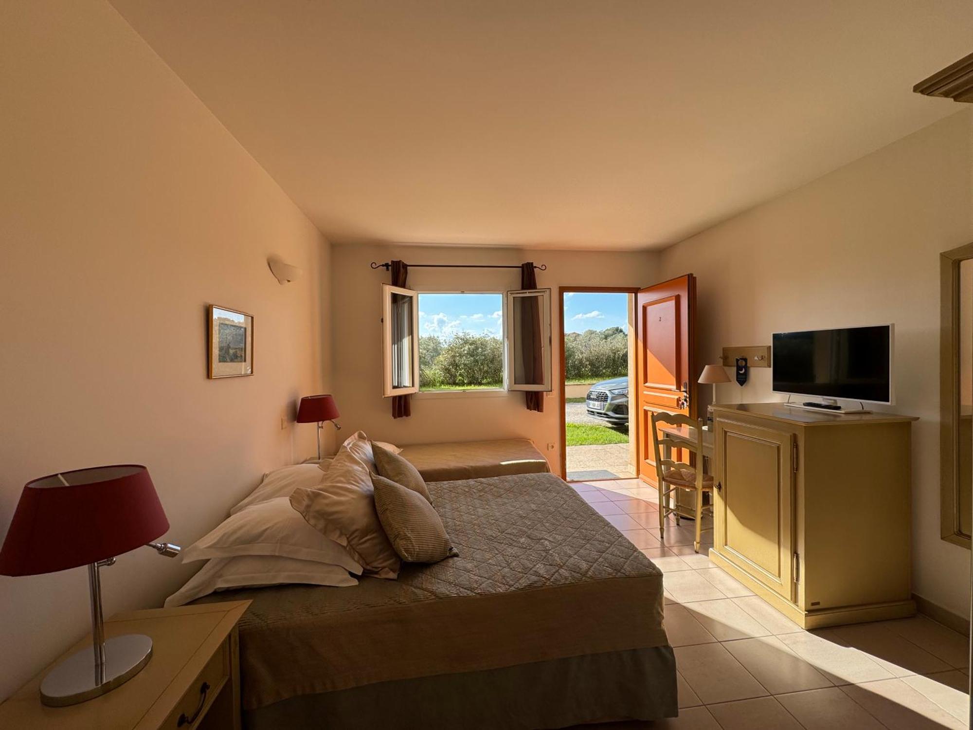 Hotel Terriciae Aux Portes De Maussane Les Alpilles المظهر الخارجي الصورة