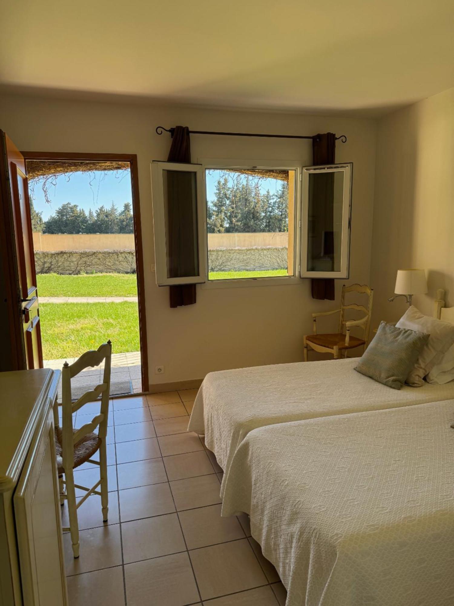 Hotel Terriciae Aux Portes De Maussane Les Alpilles المظهر الخارجي الصورة